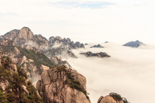 黄山云海壮丽山景