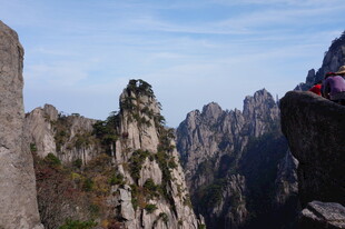 壮丽黄山奇峰景观