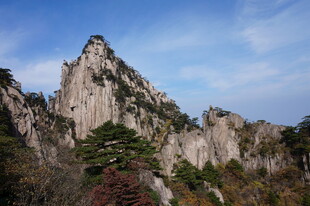 壮丽山景 奇峰耸立
