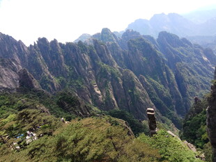 壮丽山景 奇峰叠翠