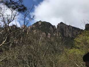 巍峨山峦 尽显自然之美