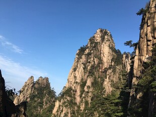 壮丽黄山奇峰景观
