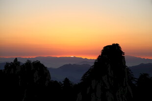 黄山日落美景