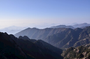 壮丽山景 远山近峰皆如画