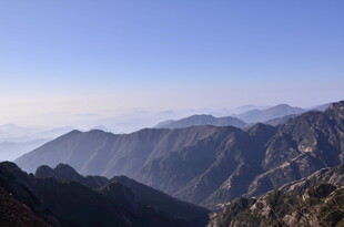 壮丽山景 远山绵延