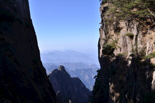 壮丽山景 悬崖峭壁奇观