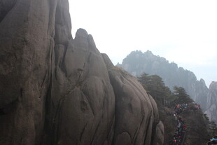 巍峨黄山奇峰景观