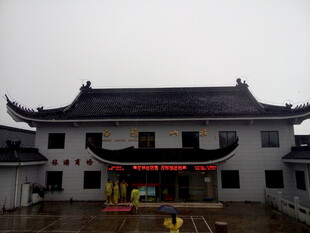 中式传统建筑庙宇外观