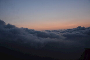 云海之上的梦幻天际