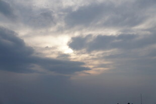 黄昏时分的云层景观