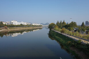 河畔风光 宁静美丽景色