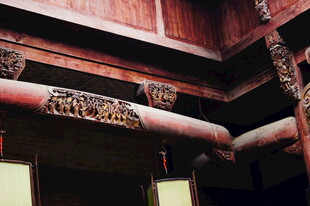 中式古建筑精美木雕细节