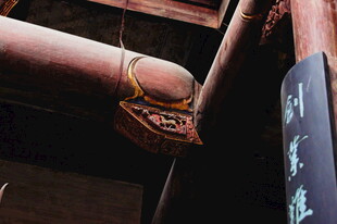 中式古建筑精美木雕构件