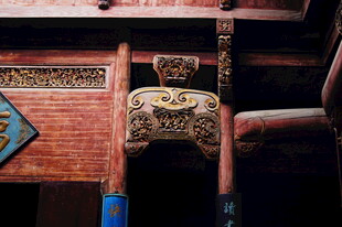 中式古建筑精美木雕构件