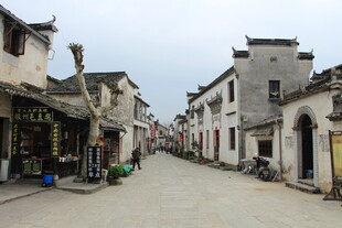 古色古香的江南小巷