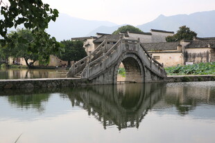 古桥映水 江南水乡景致