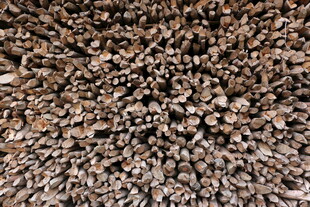 褐色碎石颗粒特写