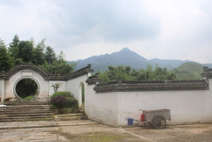中式庭院 远山近景相映