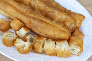 美味传统油条特写