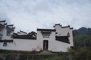 徽派古民居 云雾中的景致