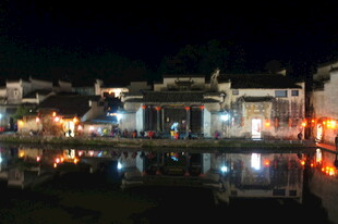 江南水乡夜景 静谧如画