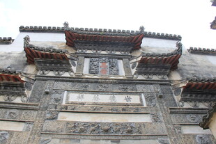 中式古建筑精美牌坊