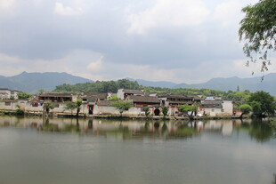 水乡古村 宁静湖畔景致