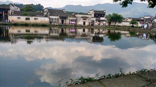 水乡倒影 静谧如画