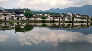 水乡倒影 静谧如画风光