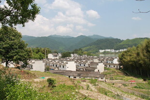 徽派村落 青山环绕的美景