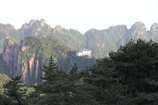 壮美张家界奇峰景色