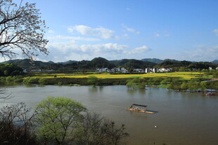 河畔田园风光美景