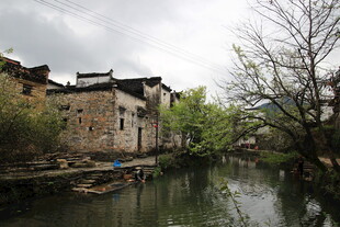 江南水乡古村河畔景致