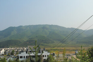 山村景致 远山近宅