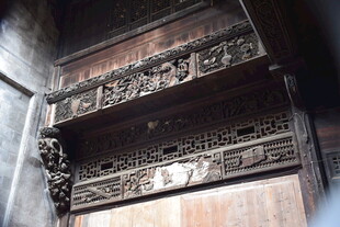 中式木雕建筑构件细节