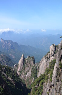 壮丽山景 奇峰耸立