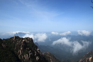 黄山云海壮丽景观