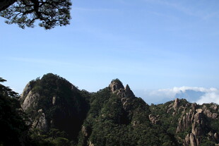 壮丽山景 奇峰罗列
