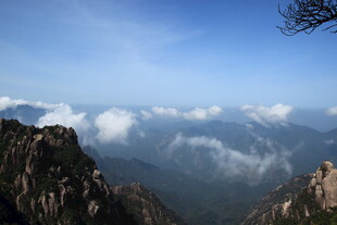 黄山云海壮丽景观