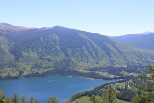 秀丽湖山风光