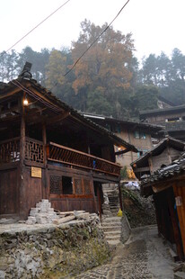 古朴山村木屋
