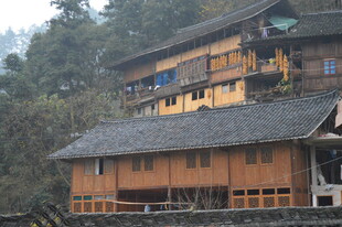 苗寨木质民居建筑群