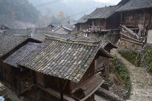 山间古朴村落