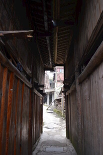 狭窄古巷 静谧时光