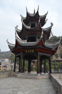 古色古香的多层中式亭子