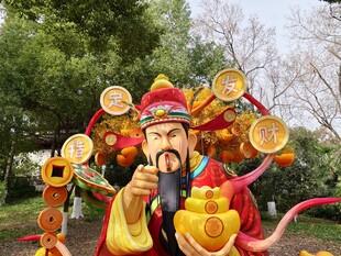 财神雕塑喜庆招财好寓意