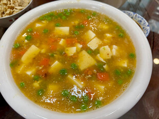 美味蔬菜豆腐汤