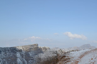 冬日旷野雪景