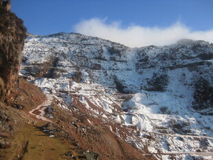 雪山壮丽景致