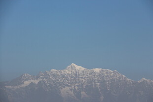 雪山远景